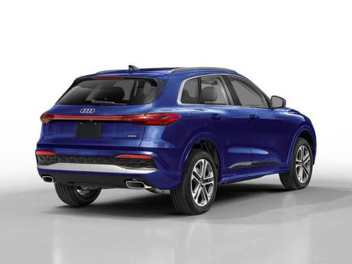 2025 Audi Q5 Prestige TFSI quattro S tronic