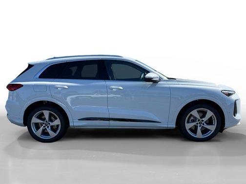 2025 Audi Q5 Prestige
