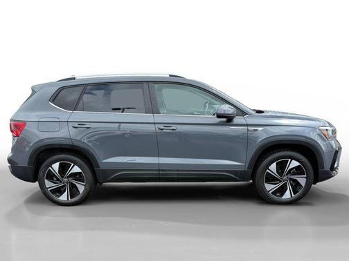 Gray 2023 Volkswagen Taos 1.5T SE