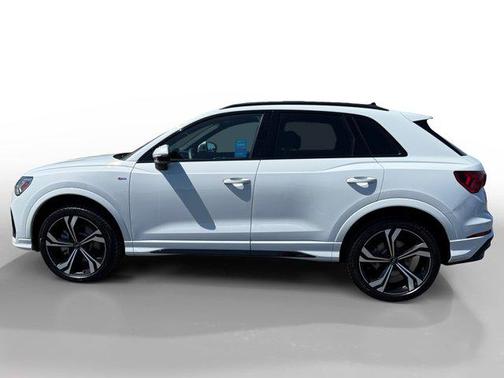 2024 Audi Q3 45 S line Premium Plus