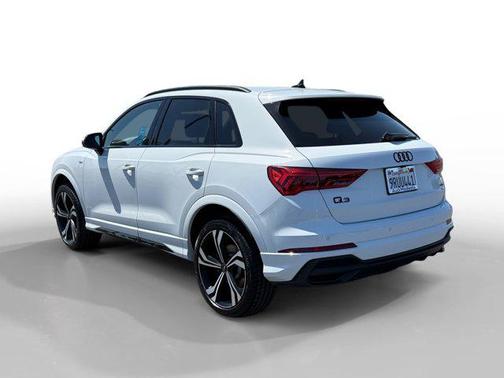 2024 Audi Q3 45 S line Premium Plus