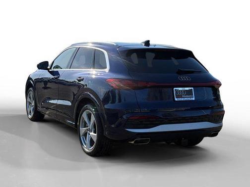 2025 Audi Q5 Prestige