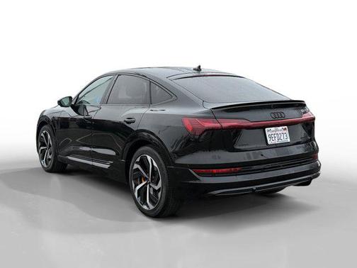 2023 Audi e-tron Sportback S line Premium Plus