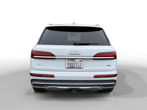 2021 Audi Q7 45 Premium