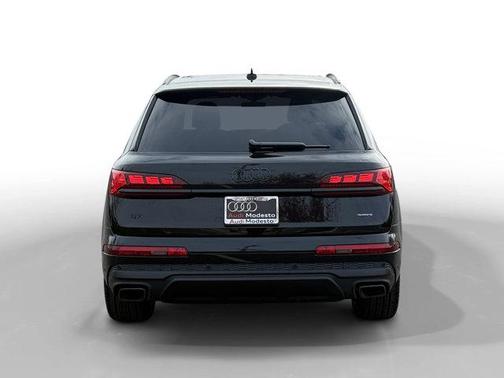 2026 Audi Q7 55 Prestige