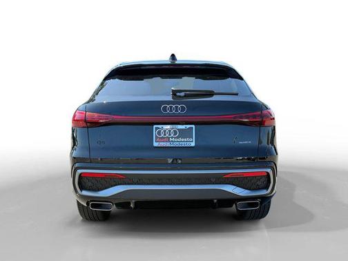 2026 Audi Q5 Sportback Premium Plus TFSI quattro S tronic