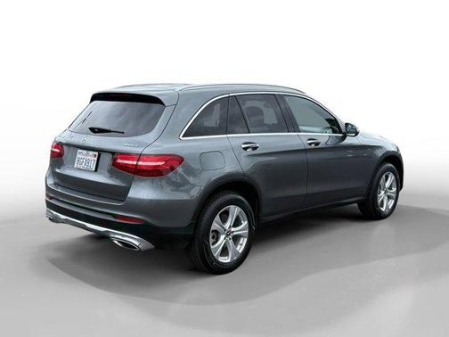 Selenite Grey Metallic 2018 Mercedes-Benz GLC 300 4MATIC