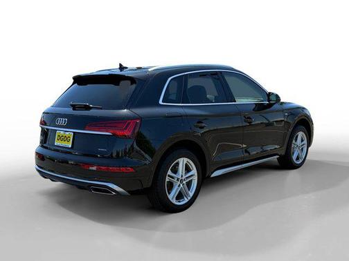 2022 Audi Q5 e 55 S line Premium Plus