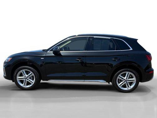 2022 Audi Q5 e 55 S line Premium Plus