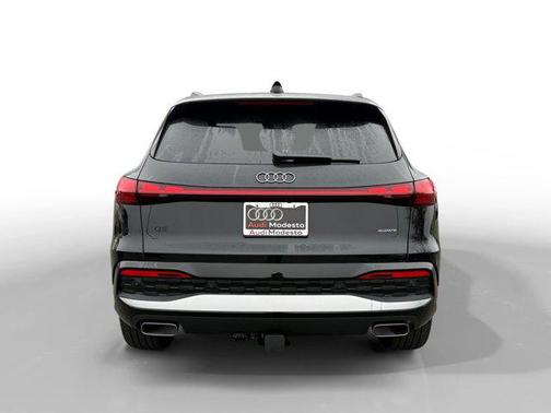 2025 Audi Q5 Prestige TFSI quattro S tronic