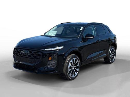 Mythos Black Metallic 2026 Audi Q3 TFSI quattro S tronic