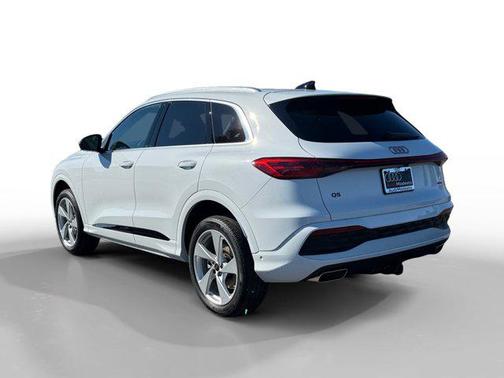 2025 Audi Q5 Premium Plus TFSI quattro S tronic