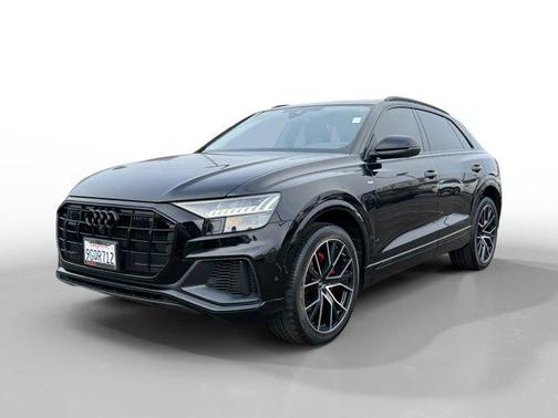 2023 Audi Q8 55 Premium Plus