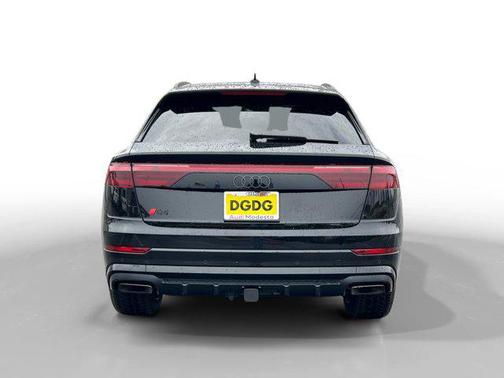 2025 Audi Q8 55 Premium Plus