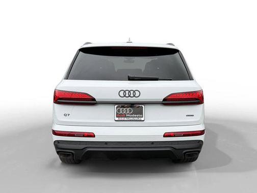 2026 Audi Q7 45 Premium Plus