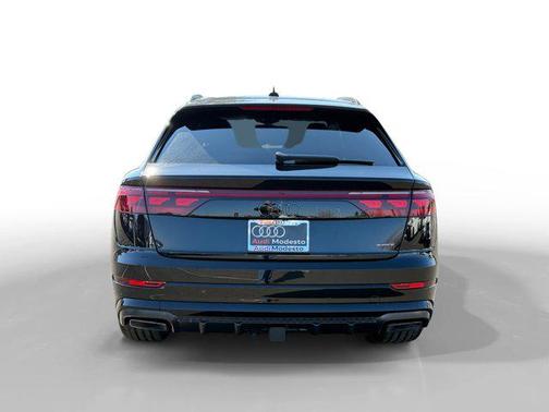 2026 Audi Q8 55 Prestige