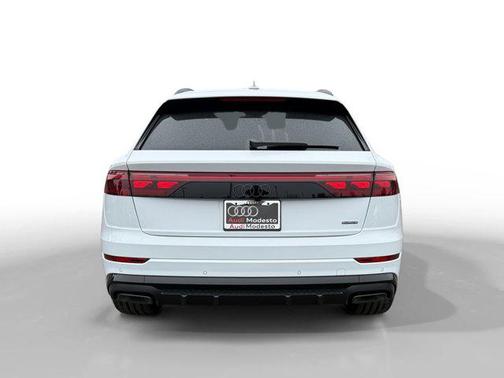 2026 Audi Q8 55 Prestige