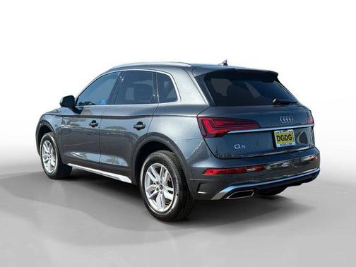 2022 Audi Q5 45 S line Premium