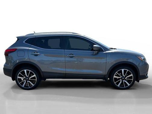 2017 Nissan Rogue Sport SL