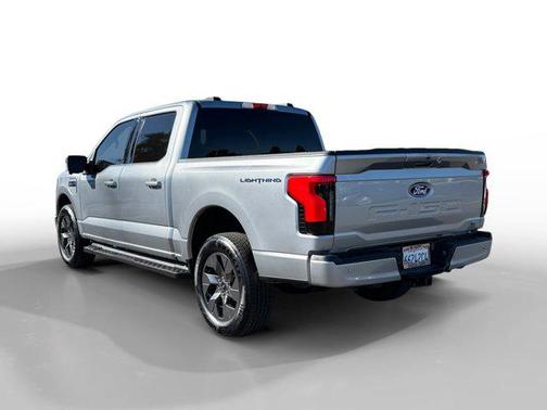 2024 Ford F-150 Lightning Flash