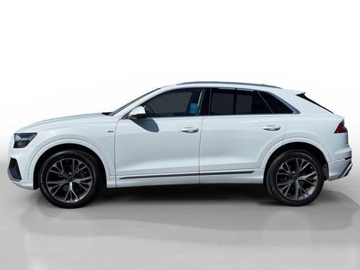 2023 Audi Q8 55 Premium Plus