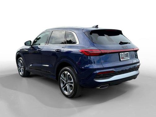 2025 Audi Q5 Premium Plus TFSI quattro S tronic