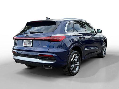 2025 Audi Q5 Premium Plus TFSI quattro S tronic