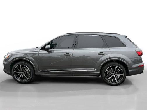 2023 Audi Q7 55 Premium Plus