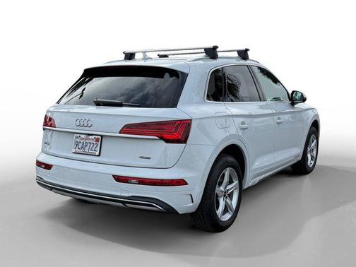 2022 Audi Q5 40 Premium