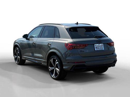 2023 Audi Q3 45 S line Premium Plus