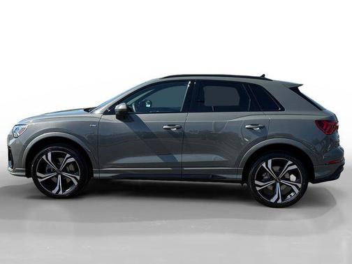2023 Audi Q3 45 S line Premium Plus