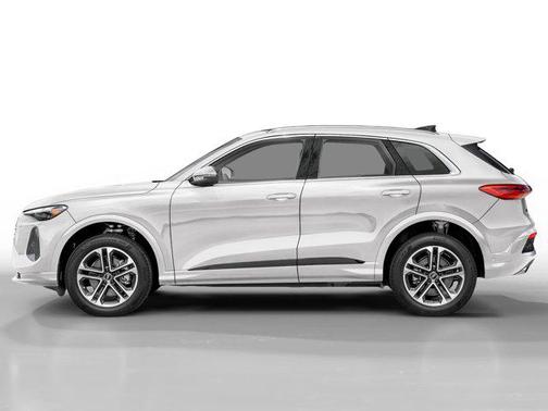 Arkona White 2026 Audi Q5 Premium Plus TFSI quattro S tronic
