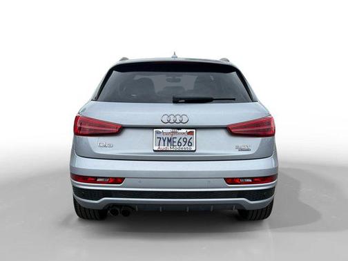 2017 Audi Q3 2.0T Prestige