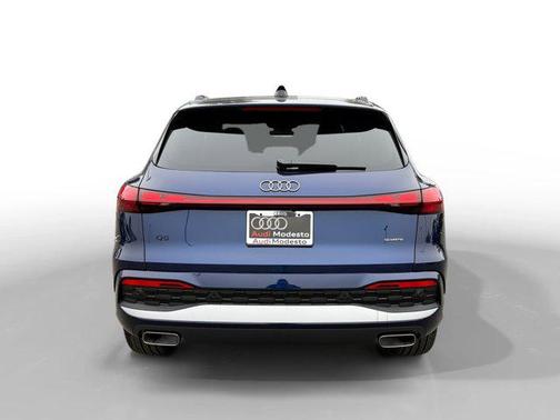 2025 Audi Q5 Prestige TFSI quattro S tronic