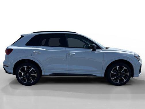 2025 Audi Q3 45 S line Premium Plus