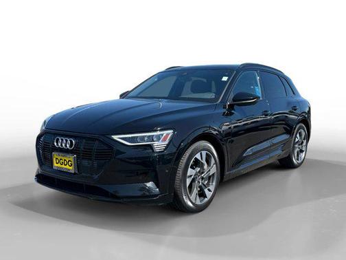 2022 Audi e-tron Premium