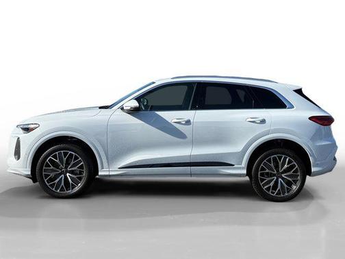 2025 Audi Q5 Premium Plus TFSI quattro S tronic