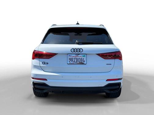 Glacier White Metallic 2025 Audi Q3 Premium 45 TFSI S line quattro Tiptronic