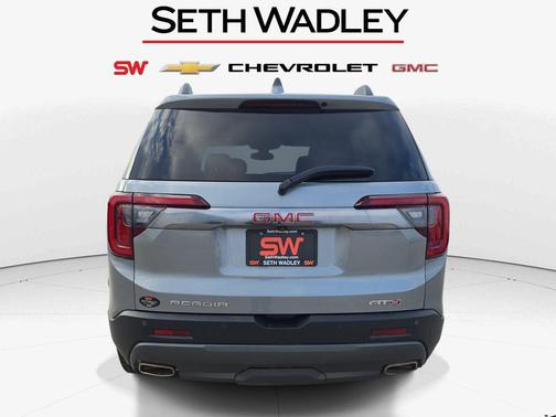 2023 GMC Acadia AWD AT4