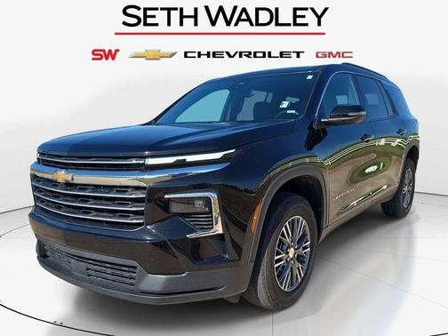 Mosaic Black Metallic 2026 Chevrolet Traverse LT