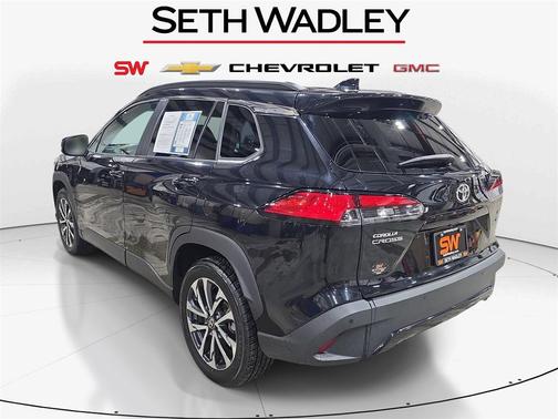 2022 Toyota Corolla Cross XLE