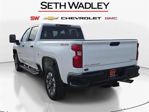 2024 Chevrolet Silverado 2500 Custom