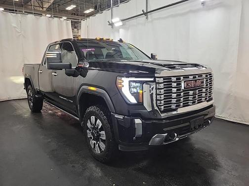2024 GMC Sierra 2500 Denali