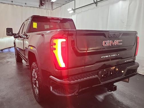 2024 GMC Sierra 2500 Denali