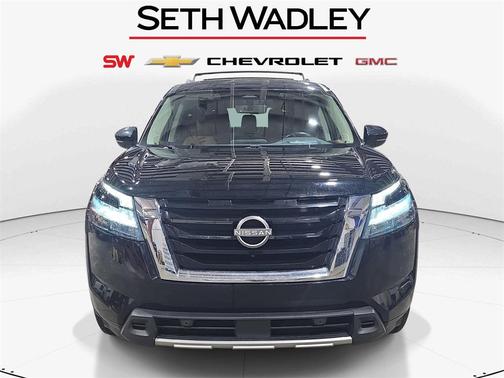 2023 Nissan Pathfinder Platinum 4WD
