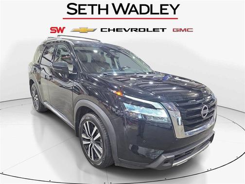 2023 Nissan Pathfinder Platinum 4WD