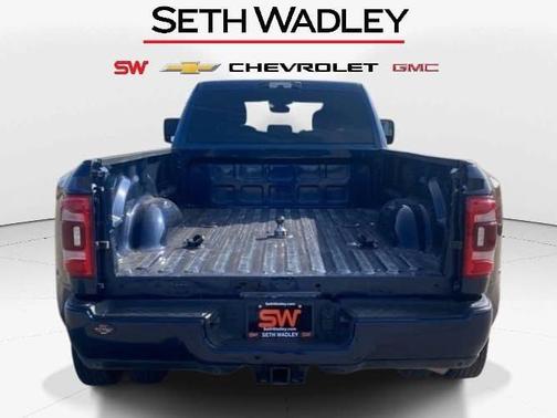 2024 RAM 3500 Big Horn Crew Cab 4x4 8' Box