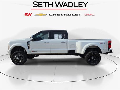 2025 Ford F-450 Platinum