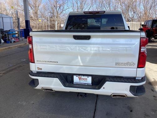 2022 Chevrolet Silverado 1500 High Country