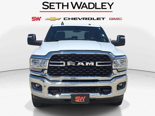 Bright White Clearcoat 2024 RAM 2500 Big Horn Crew Cab 4x4 6'4' Box